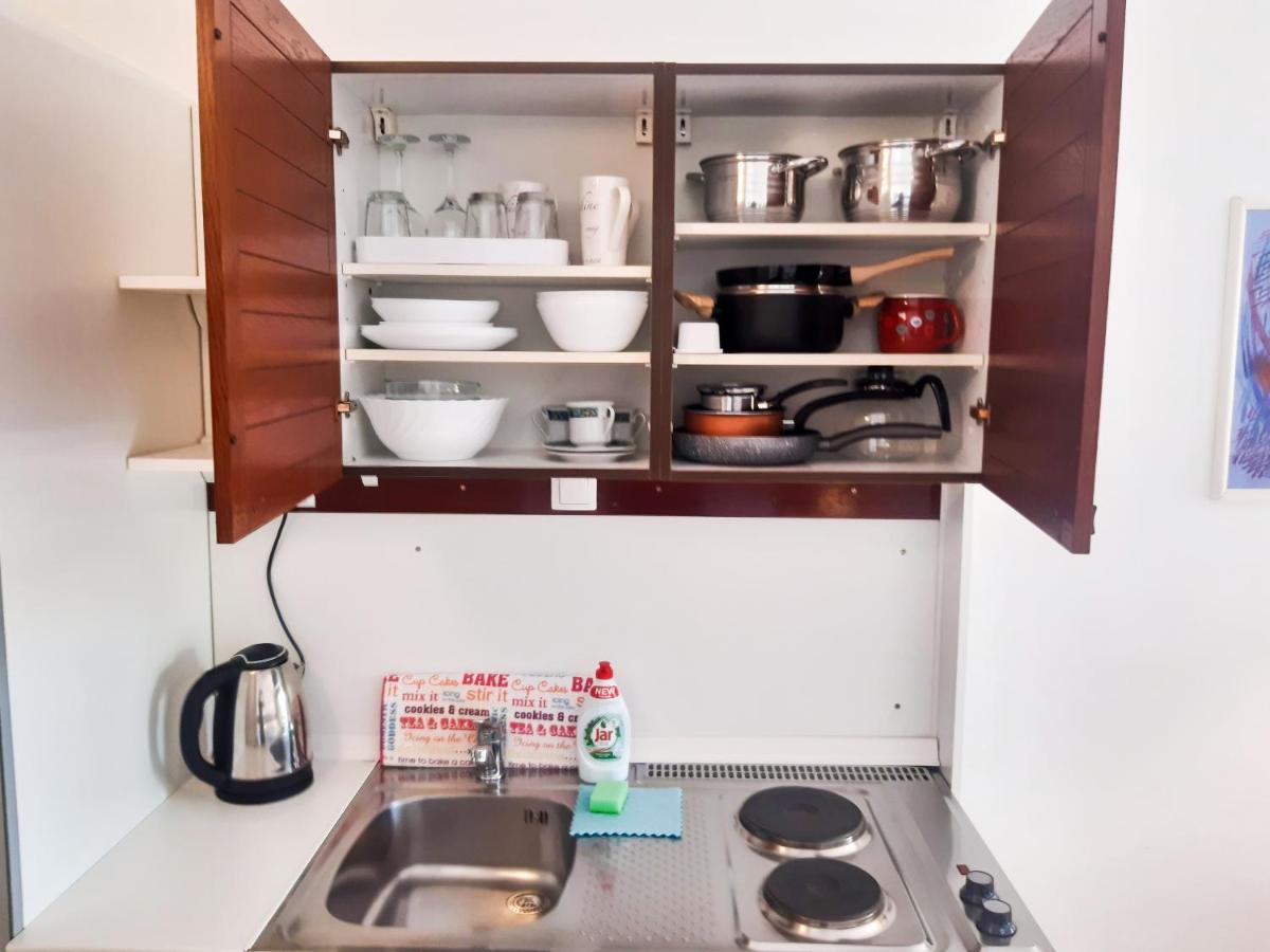 Apartmani Jutro Novalja Ngoại thất bức ảnh