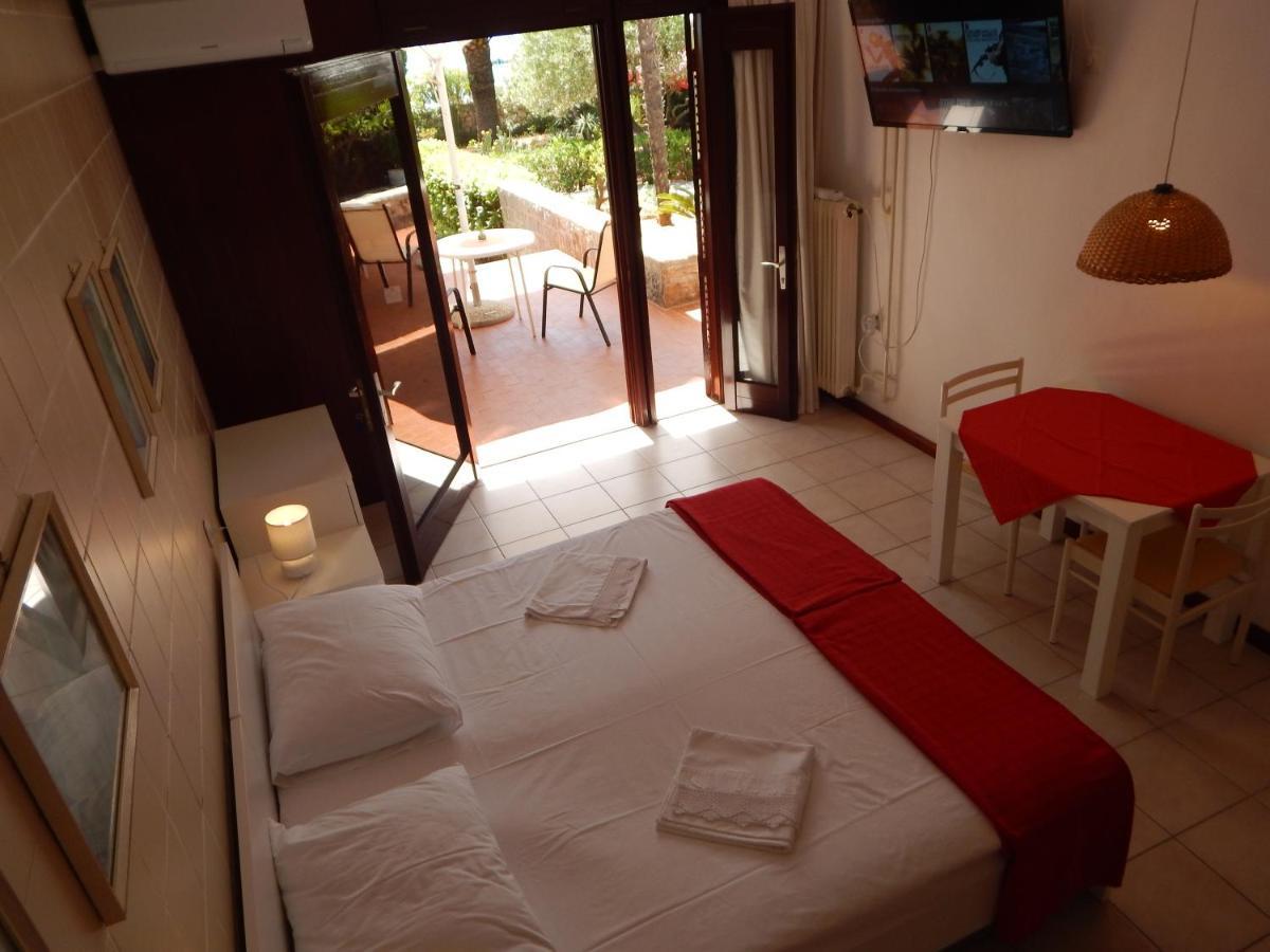 Apartmani Jutro Novalja Ngoại thất bức ảnh